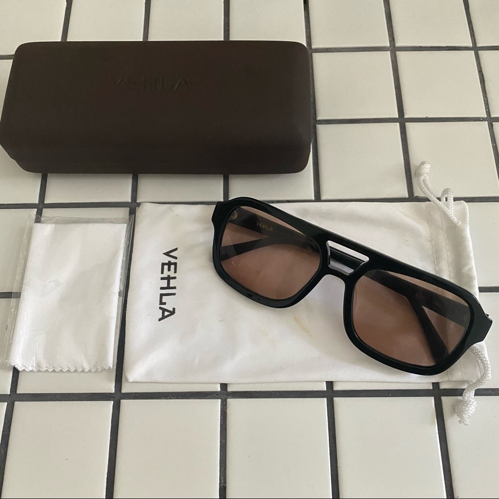Vehla Dixie Sunglasses - Black/Toffee